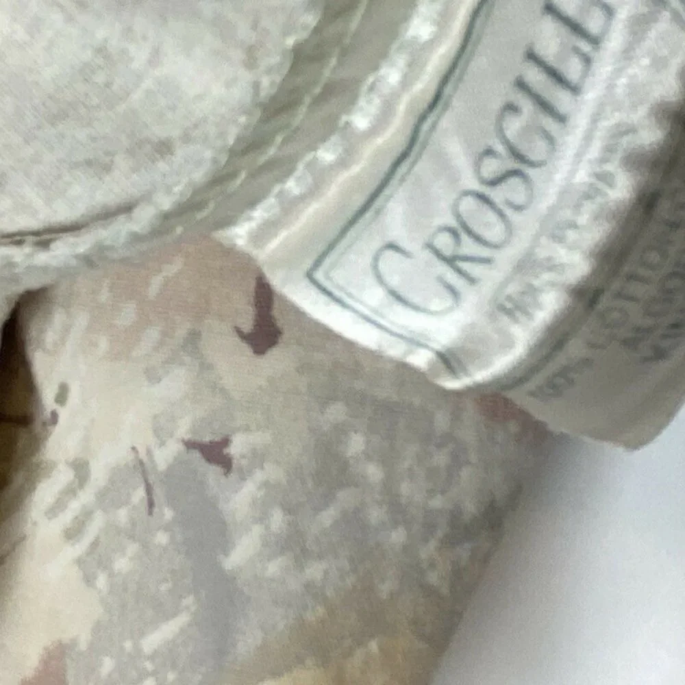 Croscill Pair Pillowcases Vintage Discontinued 2